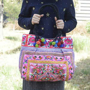 Yunnan Embroidered Bag Fashion Ethnic Bag  Lady Handbag Embroidery Bag