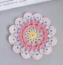 Load image into Gallery viewer, Hand-crocheted Small Daisy Coasters, Anti-scalding and Heat-insulating Cushions, Wool Coasters, Gifts for Girlfriends, Flower Slices in Large Quantities