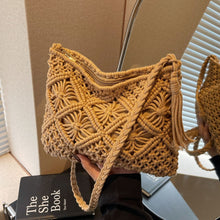 Load image into Gallery viewer, Knitted Bag Women's 2025 New Fashion Versatile Shoulder Messenger Bag Casual High-end Woven Straw Bag