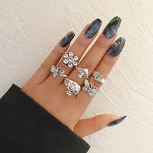 Load image into Gallery viewer, 9-piece Set of Vintage Crying Face Rings, Playing Card Rings, Hollowed Out Love Rings, Daisy Rings, Alloy Chain Rings