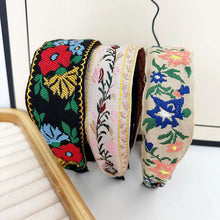 Load image into Gallery viewer, Bohemian Embroidered Headband Retro Ethnic Style Toothed Non-slip Headband Hairpin Large Flower Hair Accessories