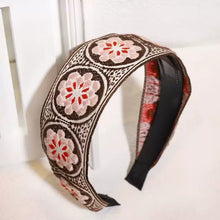 Load image into Gallery viewer, Bohemian Embroidered Headband Retro Ethnic Style Toothed Non-slip Headband Hairpin Large Flower Hair Accessories