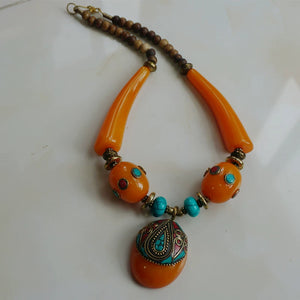 Ethnic Style Tibetan Accessories Nepalese Handmade Necklace with Large Copper Beads Exaggerated Necklace