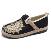 Load image into Gallery viewer, Spring New Ethnic Style Embroidered Cloth Shoes Handmade Linen Soft-soled Women&#39;s Single Shoes
