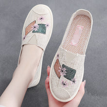 Load image into Gallery viewer, Women&#39;s Canvas Shoes Breathable and Lightweight New Old Cloth Shoes