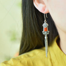 Load image into Gallery viewer, S925 Silver Tassel Earrings Female Literary Retro Knot Elegant National Style Exaggerated Long Earrings.