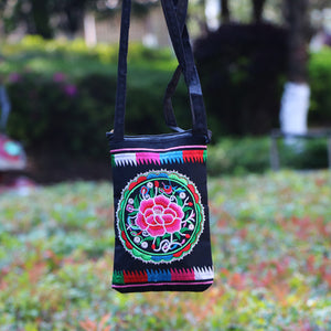 Ethnic Style Tribal Embroidery Flower Crossbody 6.5 Inch Mobile Phone Bag Hanging Neck Mobile Phone Bag