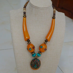 Ethnic Style Tibetan Accessories Nepalese Handmade Necklace with Large Copper Beads Exaggerated Necklace