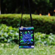 Load image into Gallery viewer, Ethnic Style Tribal Embroidery Flower Crossbody 6.5 Inch Mobile Phone Bag Hanging Neck Mobile Phone Bag