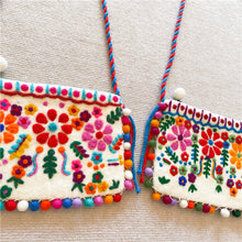 Load image into Gallery viewer, Nepal handmade wool felt floret shoulder bag Messenger bag Mori female mobile phone bag