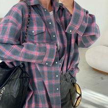 Load image into Gallery viewer, Oversized Plaid Shirt Autumn Winter Women Vintage Long Sleeve Fashion Loose Lapel Pocket Shirt Fit Blouse Korean Style