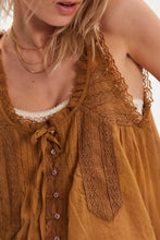 Load image into Gallery viewer, Women's Boho Vintage 2 Piece Pants Outfit Summer Casual Sleeveless Tie Front Lace Trim Tank Tops Drawstring Pants Sets