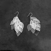 Load image into Gallery viewer, S925 silver literary fresh leaf earrings ethnic style ear clips
