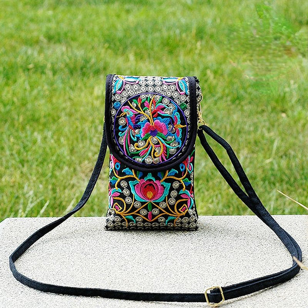 New Ethnic Embroidery Fashion Slung Bag Mobile Phone Bag Female Joker Mini Lady Shoulder Mobile Phone Bag