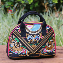 Load image into Gallery viewer, Tibet national style women&#39;s fashion women&#39;s bag embroidered bag shell-shaped small bag
