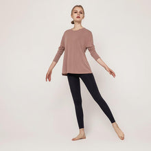 Load image into Gallery viewer, European and American solid color loose back Yoga suit top women&#39;s modal long sleeve quick dry running women&#39;s fitness suit