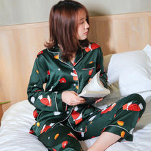 Load image into Gallery viewer, Women&#39;s printed silk pajamas set long-sleeved trousers ice silk casual homewear.