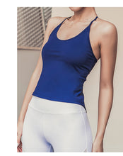 Load image into Gallery viewer, Solid color Yoga Top with Bra Pad Autumn and Winter New Yoga T-shirt Women Slim Fit Fitness Vest Breathable Sweat Sports Top with Bra Pad