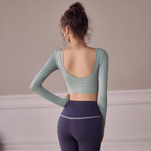 Load image into Gallery viewer, Sports long sleeves with chest pad yoga suit autumn short fitness top female tight back autumn/winter professional suit.