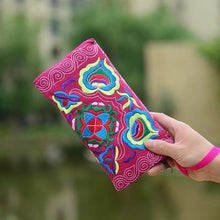 Load image into Gallery viewer, Yunnan Ethnic Embroidery Coin Purse Big Peony Women&#39;s Cloth Bag Clutch Bag