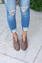 Load image into Gallery viewer, Women Winter Leopard Printed Short Boots