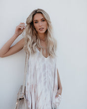 Load image into Gallery viewer, Bohemian Print V-Neck Sling Backless Maxi Dress