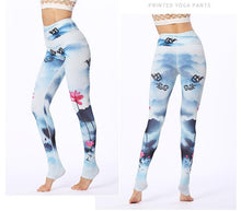 Load image into Gallery viewer, Stylish Yoga Clothes Printed Yoga Pants Women&#39;s Tight High Waist Hip Lifting and Foot Stepping Pants Sports Fitness Pants