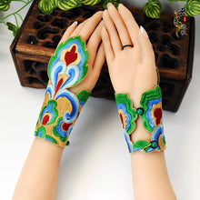 Load image into Gallery viewer, Wristband Antique Thin Section Embroidered Wrist Cover Women&#39;s Decorative Half Finger Embroidered Gloves