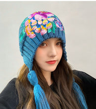 Load image into Gallery viewer, National embroidered women&#39;s fall and winter versatile thickened warm ear protection  wool hat knitting sweet and lovely