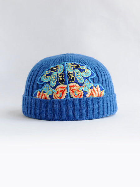 Ethnic style embroidered dome melon skin hat women's elastic good light soft knit hat autumn and winter warm beanie