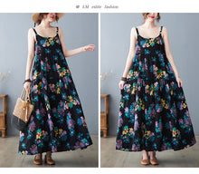 Load image into Gallery viewer, Summer new women&#39;s suspender skirt age-reducing cotton and linen large swing cake skirt