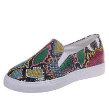 Load image into Gallery viewer, Women Casual  Snake Printing Women Vulcanized Flats Sneakers Shoes