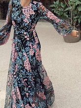 Load image into Gallery viewer, Women Floral Vintage Long Sleeve Backless Long Maxi Dress