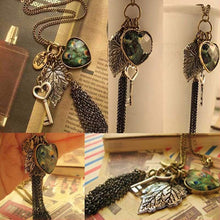 Load image into Gallery viewer, High Quality Retro Peacock Feather key Necklace